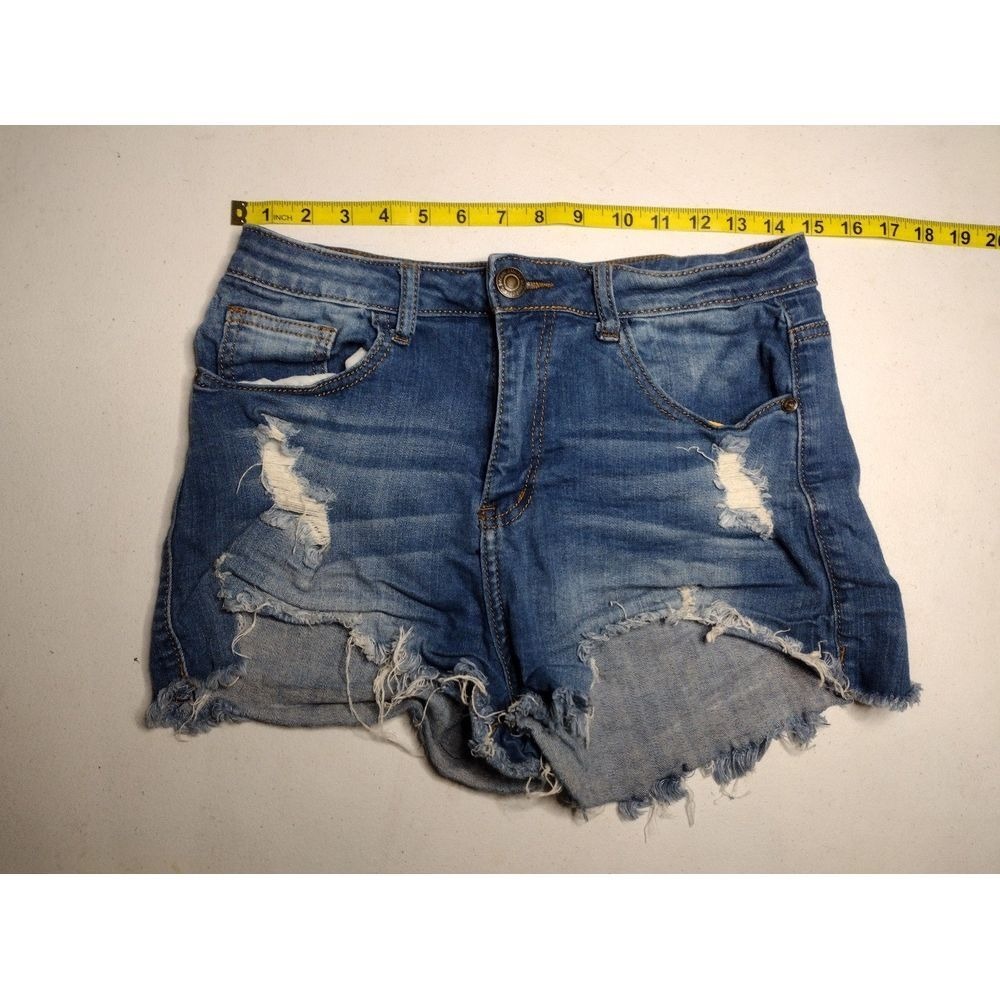 MACHINE Nouvelle Mode Distressed Denim‎ Cutoff Shorts Blue Size L 30